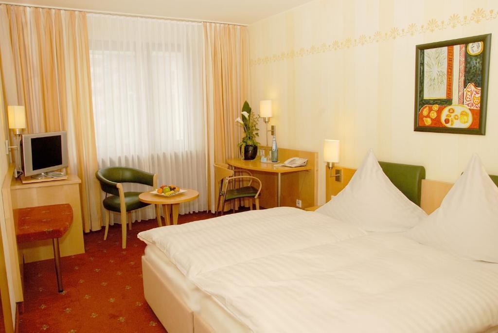 Hotel Graf Offenbach am Main Quarto foto